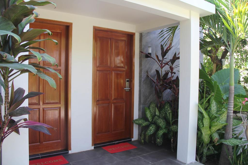 Kampoeng Nelayan Hotel Palu Exterior foto
